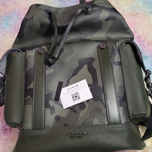 Coach Men Hudson Backpack - Picture 2 of 3